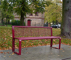 Stahlgitter-Sitzbank